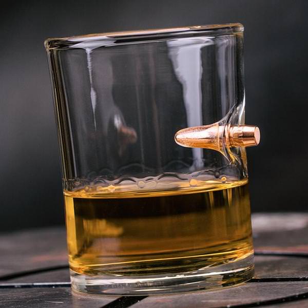 Pahar de whisky antiglont