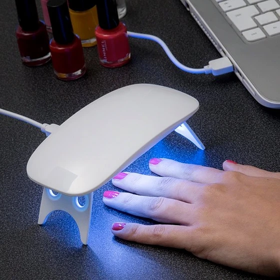 Mini lampa UV cu LED pentru unghii cu gel