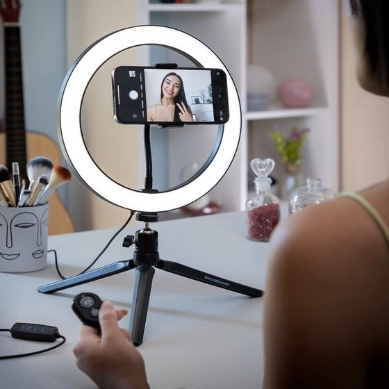 Lampa circulara pentru selfie cu trepied si telecomanda